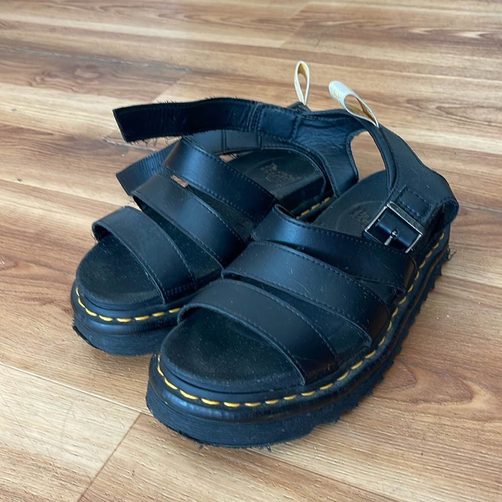 Doc Martens Vegan Blaire Fisherman Sandal